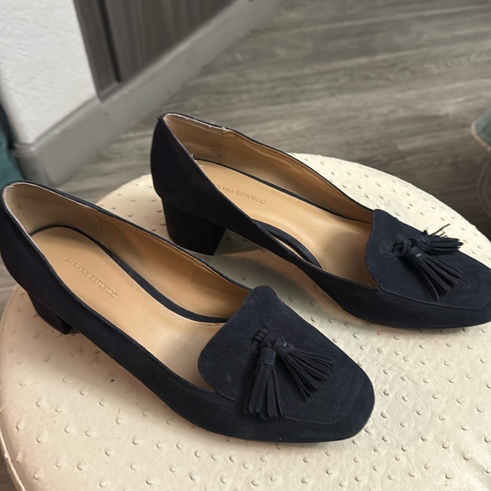 Barely worn loafers with tassel’s